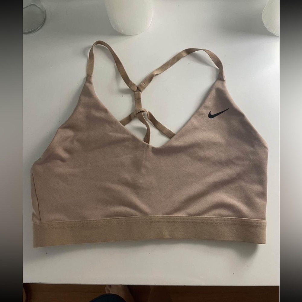 New Nike sports bra medium